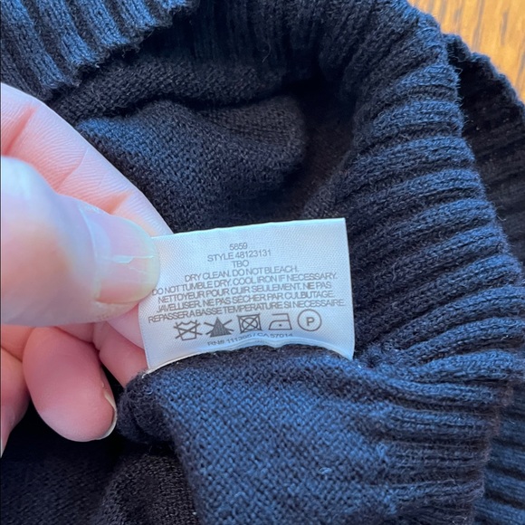 Tory Burch Black Crewneck Sweater with Iconic Logo - Picture 5 of 7